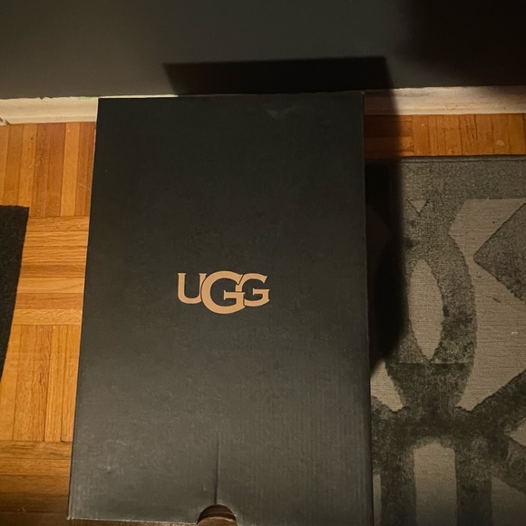 Men blue Uggs size 11 - Picture 5 of 5